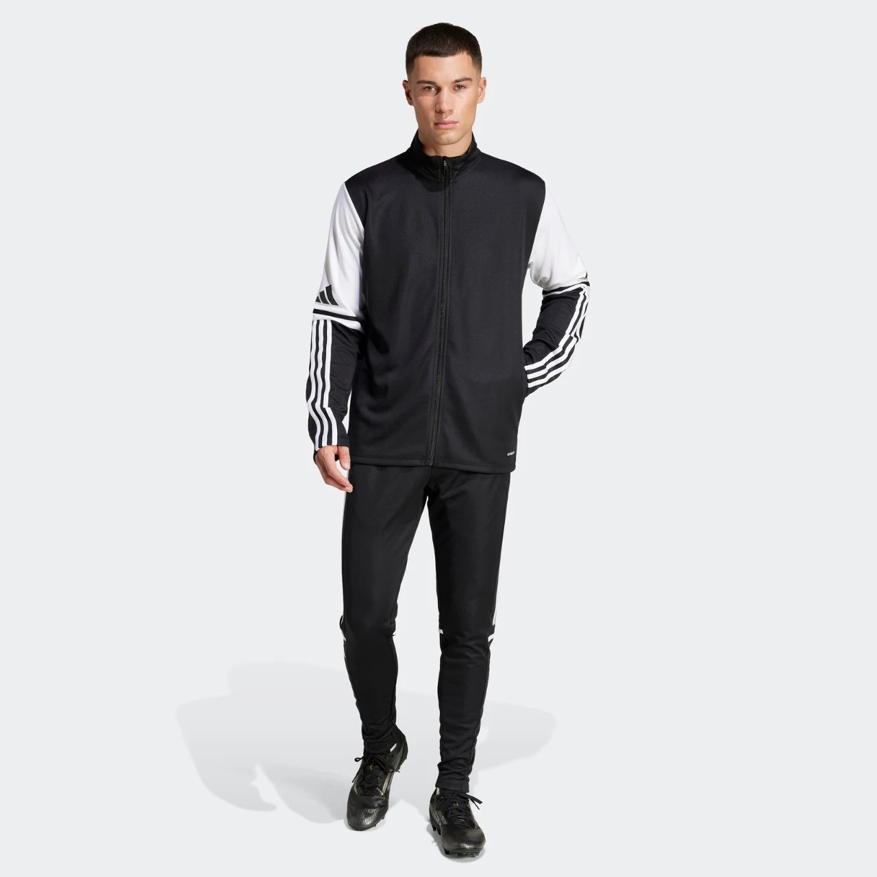 Pantallona sportive për meshkuj adidas, të zeza