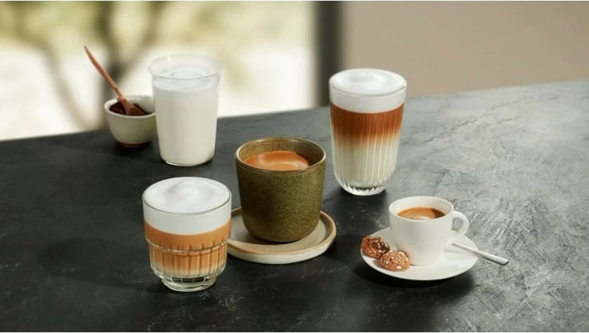 Makine ekspresi Siemens TF303E01 EQ300, automatike, 1.4L, me mulli, e zezë/argjendtë