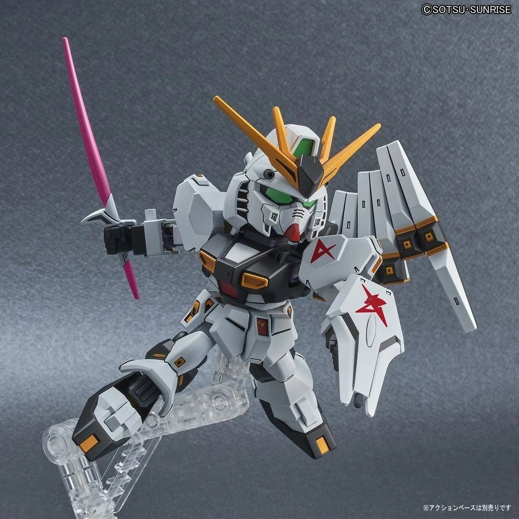 Model RX-93 Nu Gundam Bandai SD Gundam EX-Standard, Bardhë