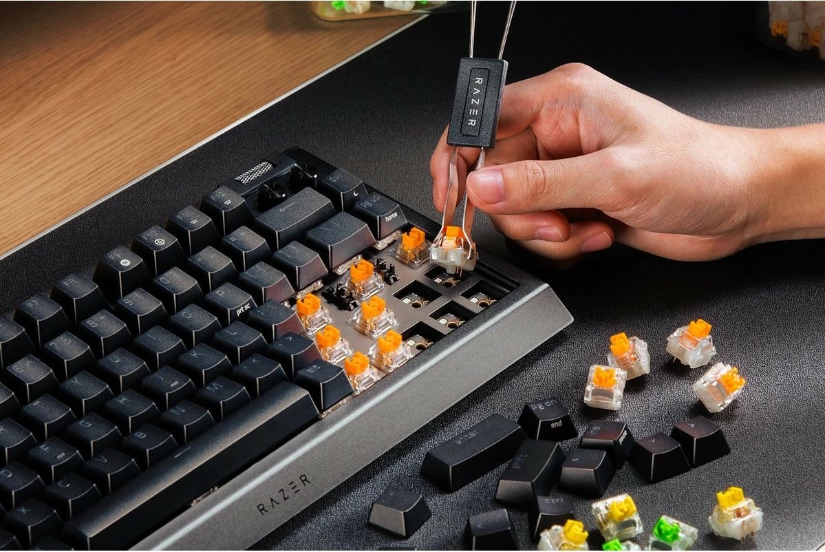 Tastierë mekanike Razer BlackWidow V4 75%, US-International, Razer Orange, e zezë