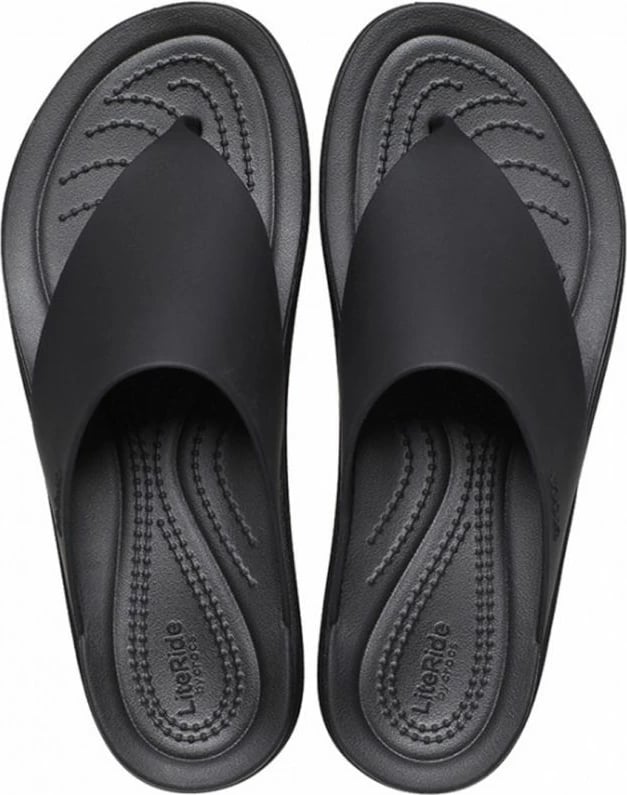 Papuqe për femra Crocs, të zeza
