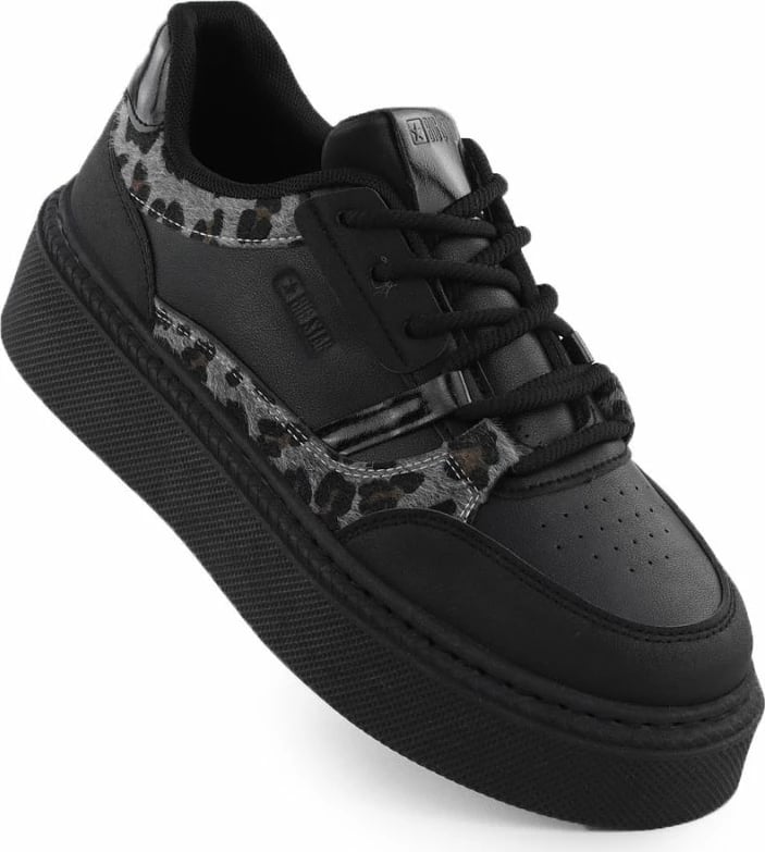 Atlete platforme për femra Big Star, të zeza