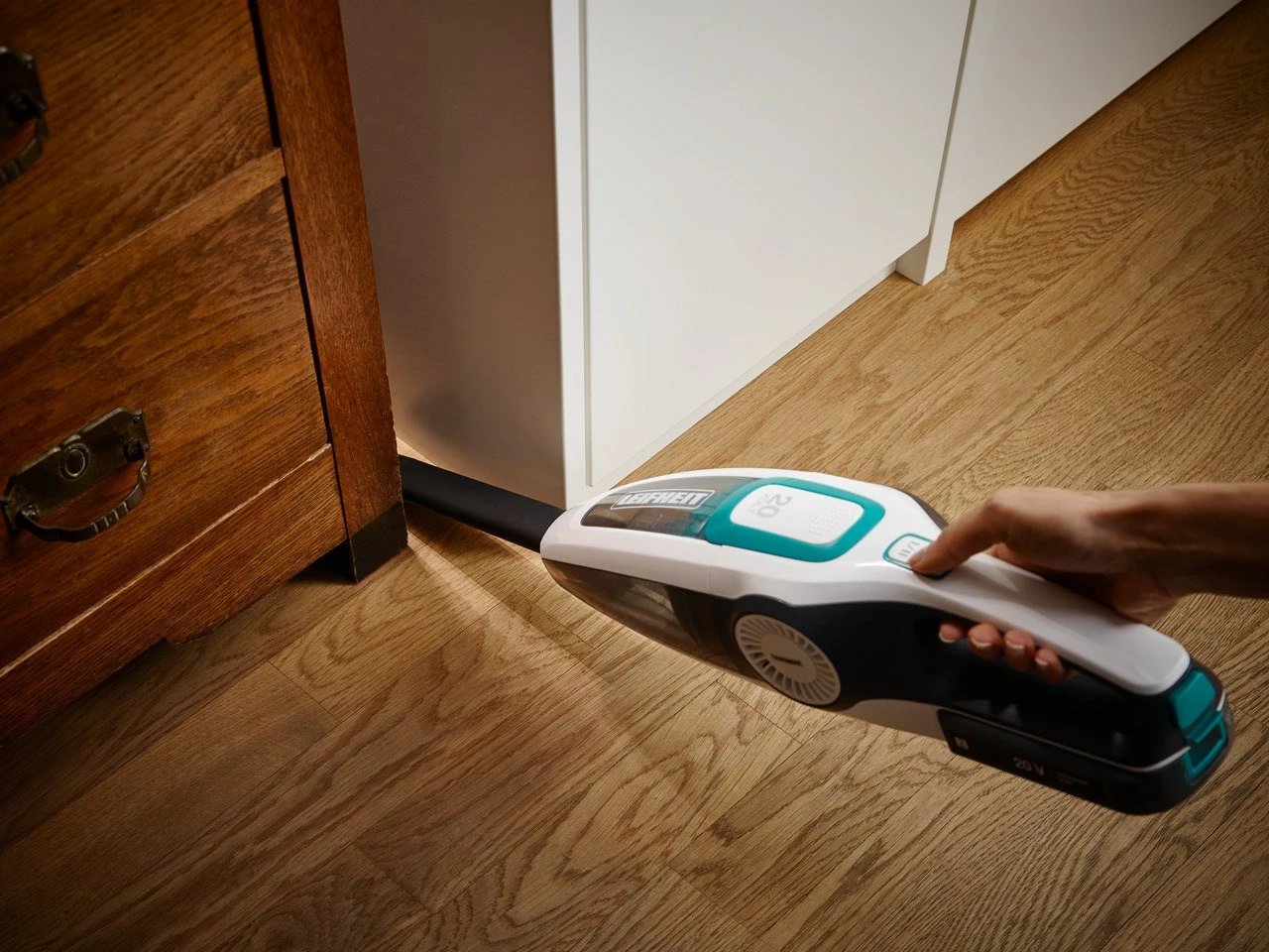 Fshesë elektrike pa kabllo Leifheit PowerVac 2in1, 20V, pa qese, bardhë/kaltër