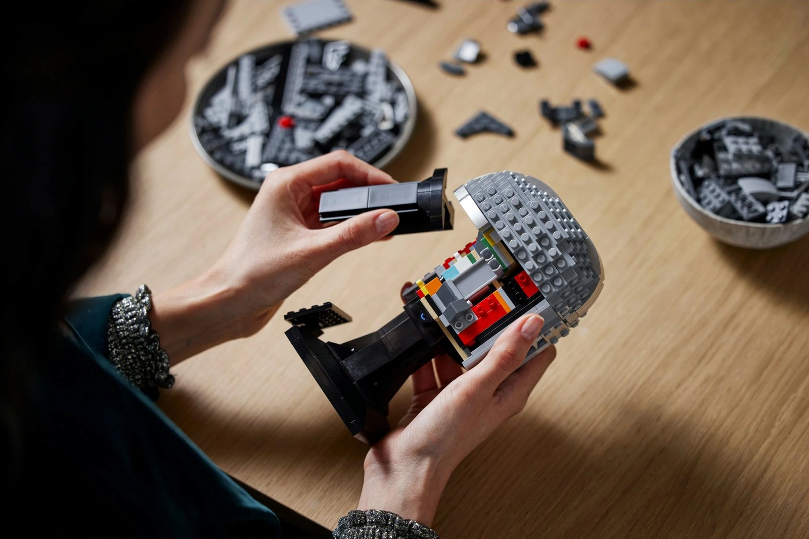 Set ndërtimi LEGO Star Wars The Mandalorian Helmet, 584 pjesë, shumëngjyrësh