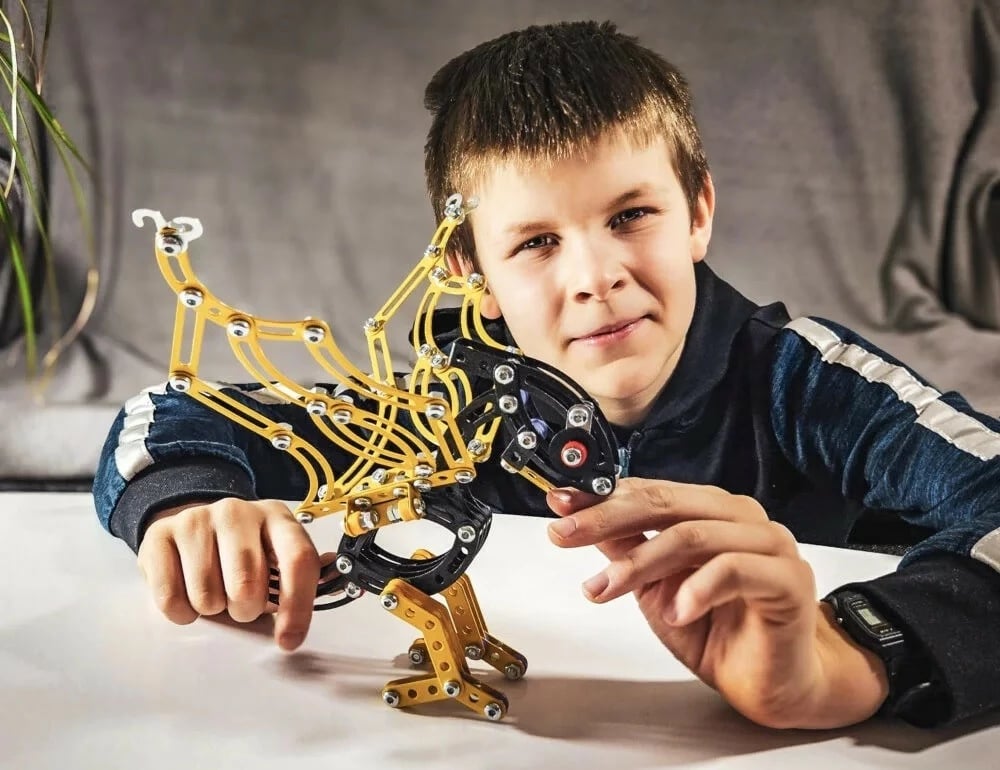 Set ndërtimi metalik Alexander Small Constructor Pterodactyl, 202 pjesë