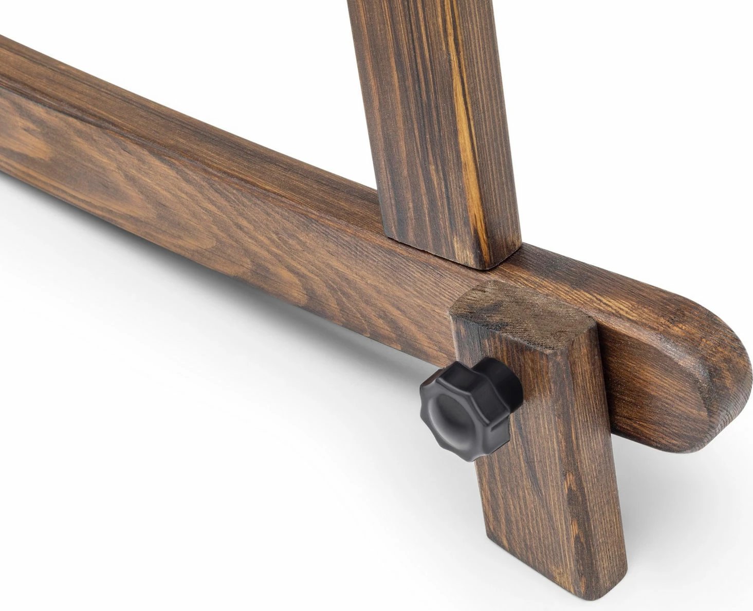 Djep Hanah Home, Hier, i bardhë dhe arre