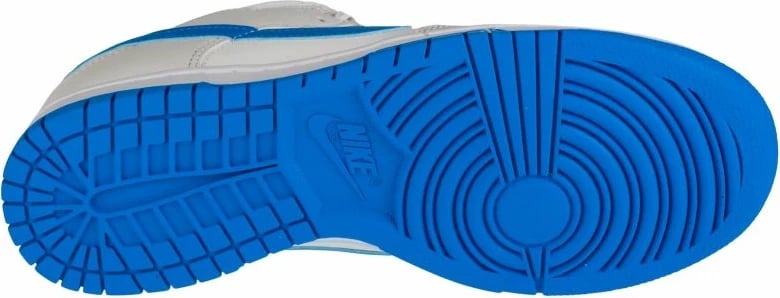 Atlete për meshkuj Nike, të bardha dhe blu