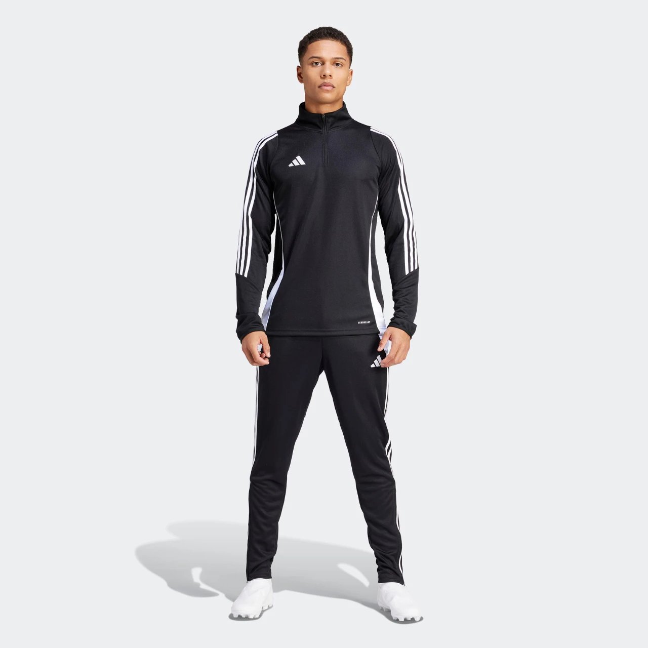 Pantallona sportive për meshkuj adidas, të zeza