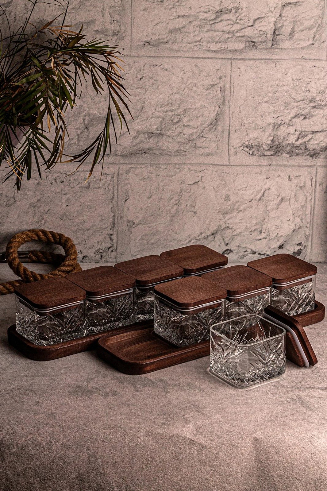 Set pjatash qelqi me kapak druri, 18 pjesë, Hermia Concept, Milla Kare 10
