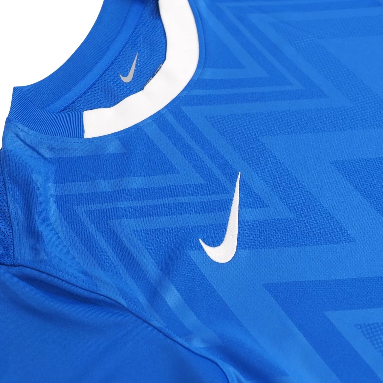 Maicë sportive për femra Nike, e kaltër
