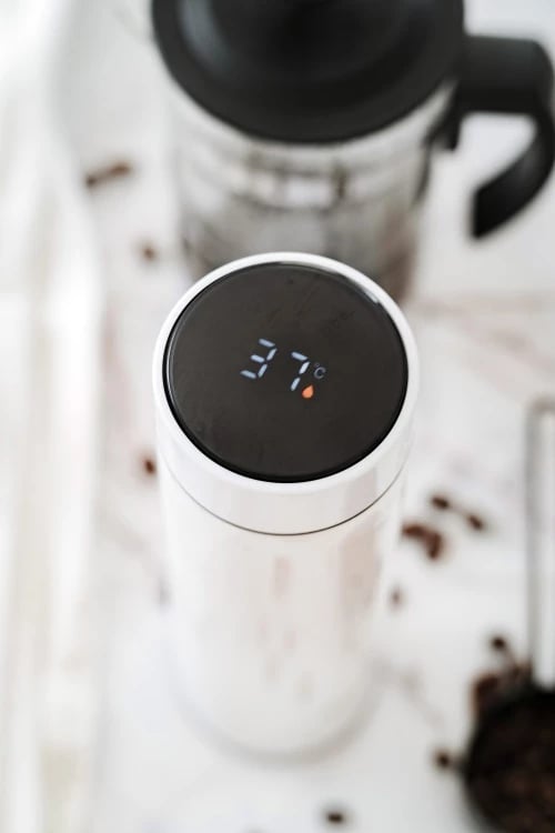 Termus, Adler, AD 4506, 473ml, ekran LED me prekje, izolim vakum, çelik inox SS304, e bardhë