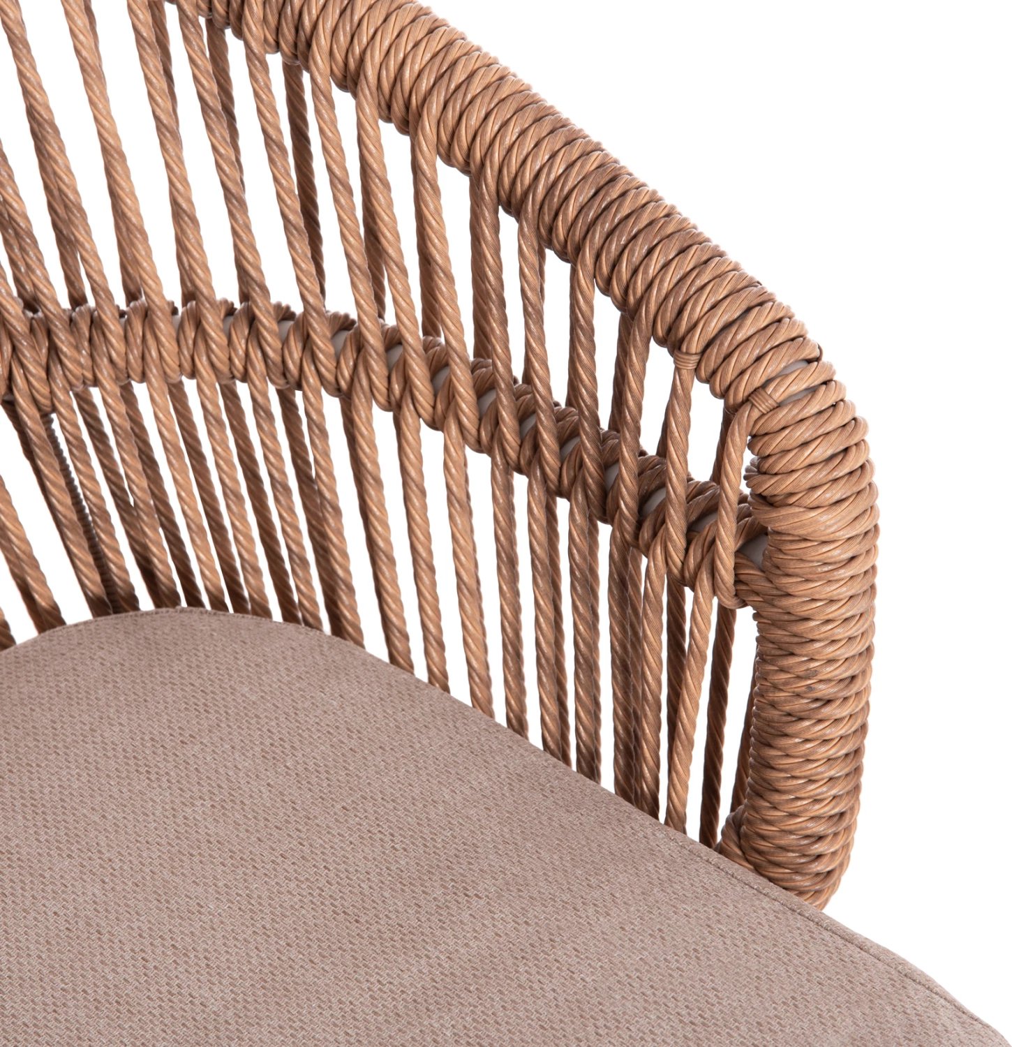 Karrige alumini ALABAMA FH6265.02 ngjyrë e bardhë-P.E. Rattan natyral-jastëk bezhë 58x61x75Hcm