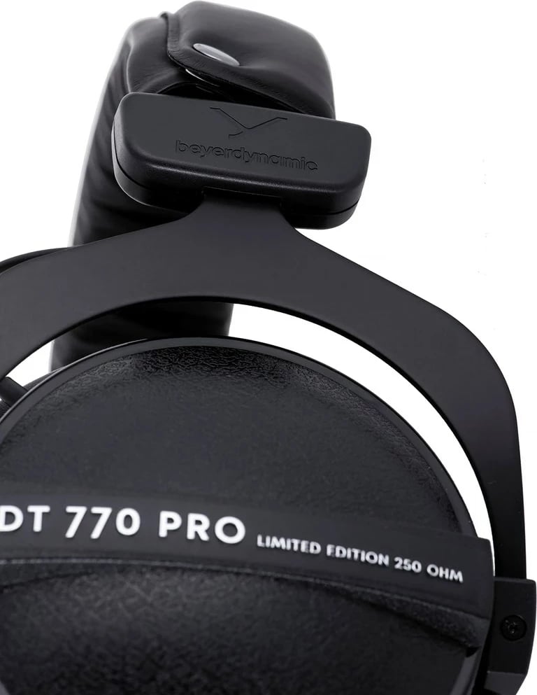 Kufje Beyerdynamic DT 770 PRO 250 OHM, Edicioni i Kufizuar, të mbyllura, të zeza