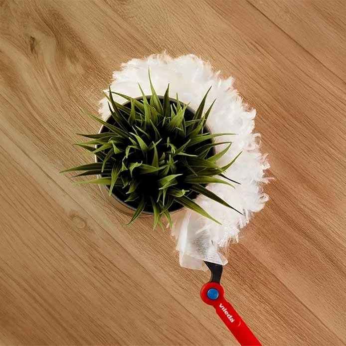 Set lopatë pluhuri me dorezë të gjatë Vileda Flex&Catch, 1 refill, Kuqe