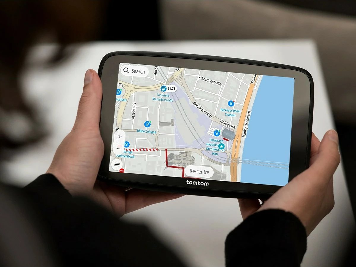 Navigacion TomTom GO, 32 GB, 7", i zi