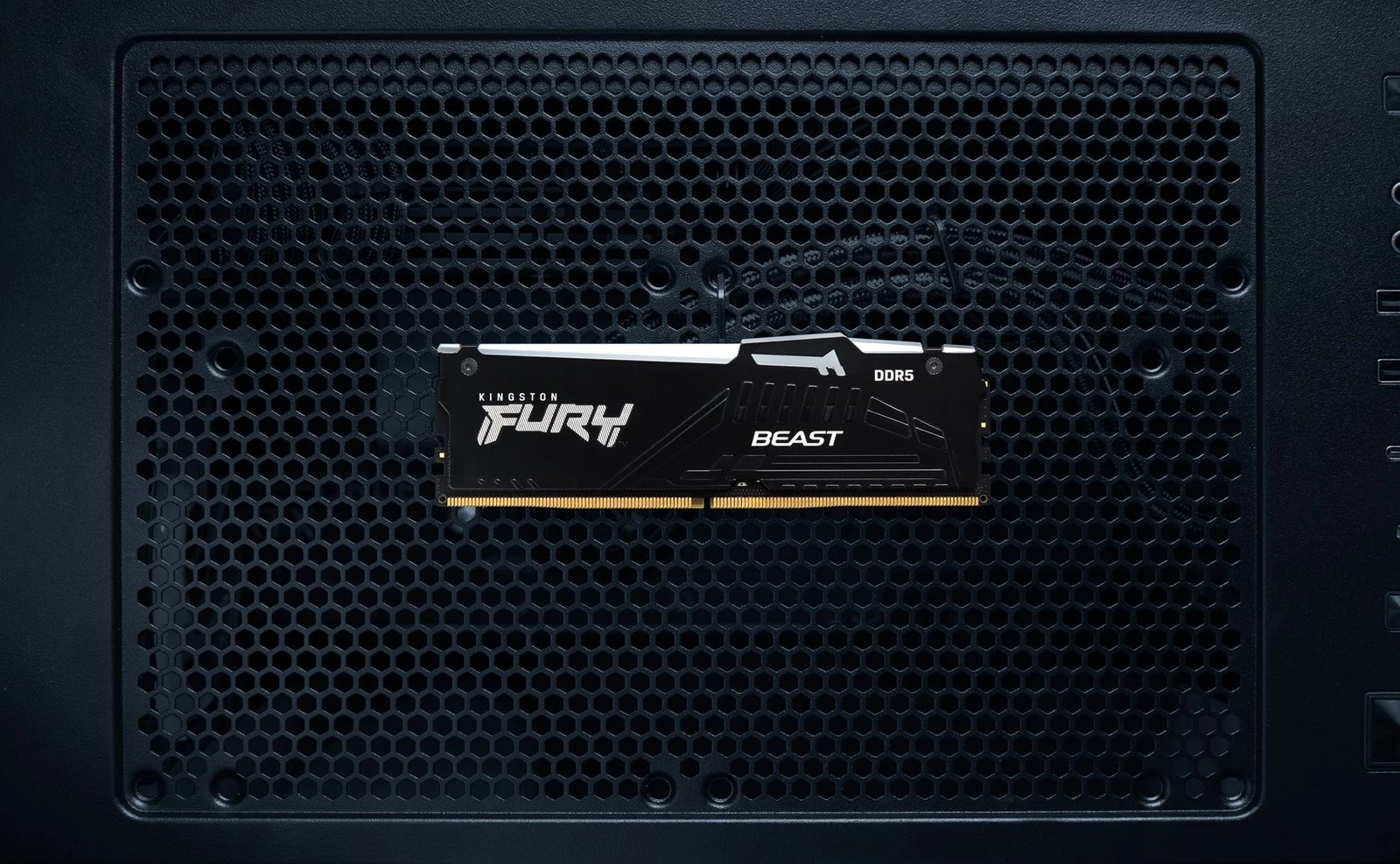 RAM Memorie Kingston Technology FURY RGB CL50, 32GB DDR5 , 5600Mhz RAM Memorie Kingston Technology FURY RGB CL50, 32GB DDR5 , 5600Mhz
