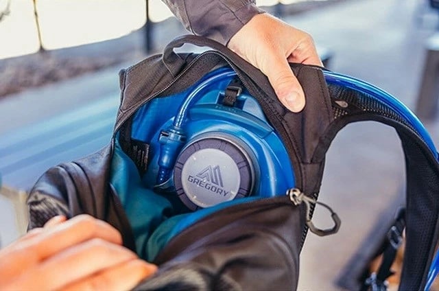 Çantë shpine Gregory Nano Urban 18L, blu navy