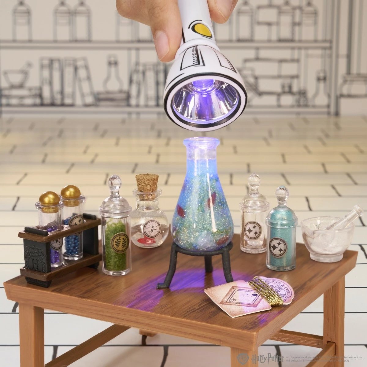 Set miniaturë Harry Potter MGA Miniverse Make It Mini, 100+ pjesë, plastikë