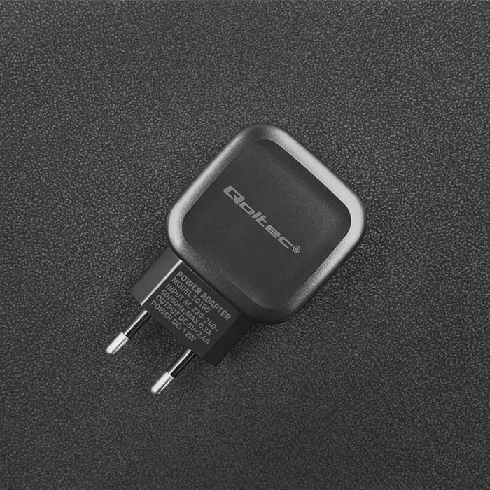 Karikues muri Qoltec 50186, 17W, 2xUSB, 5V, 3.4A, i zi