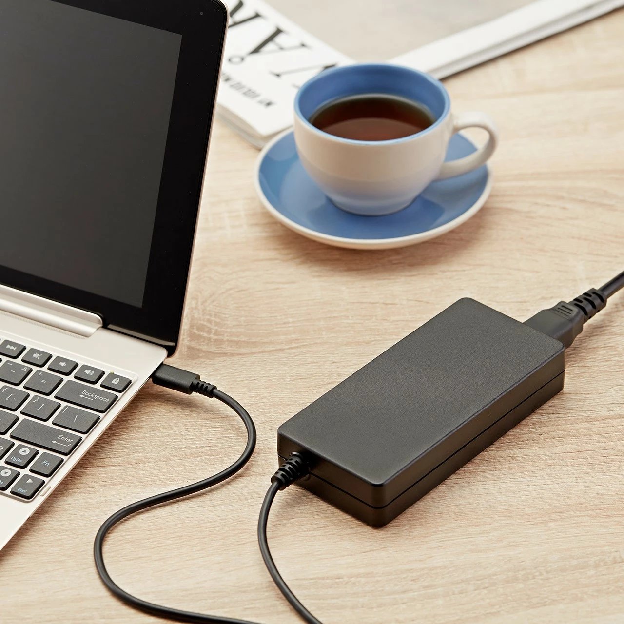 Karikues universal FSP NB C, 100 W, USB Type-C, i zi