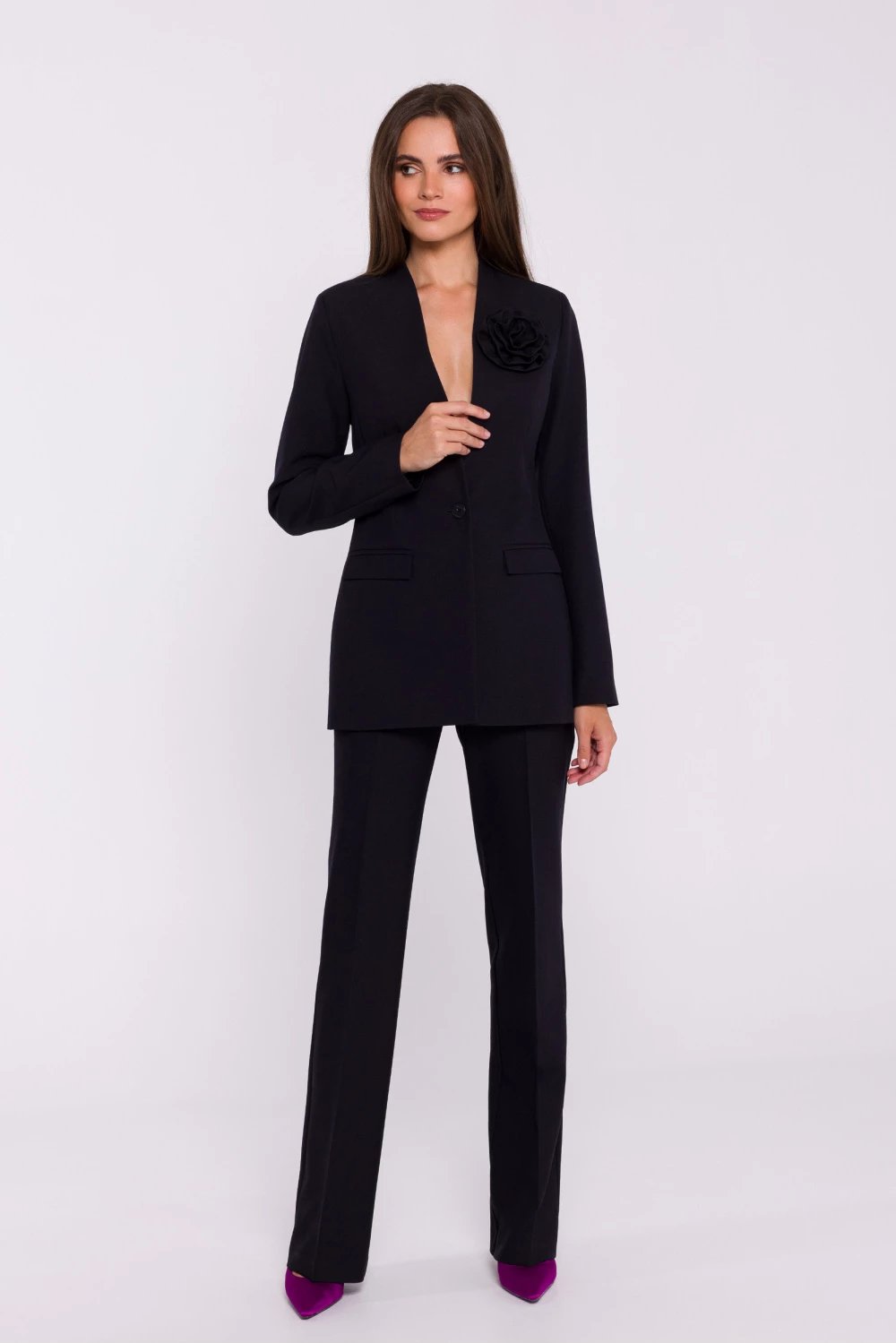 Jakne për femra Stylove model 200378, e zezë