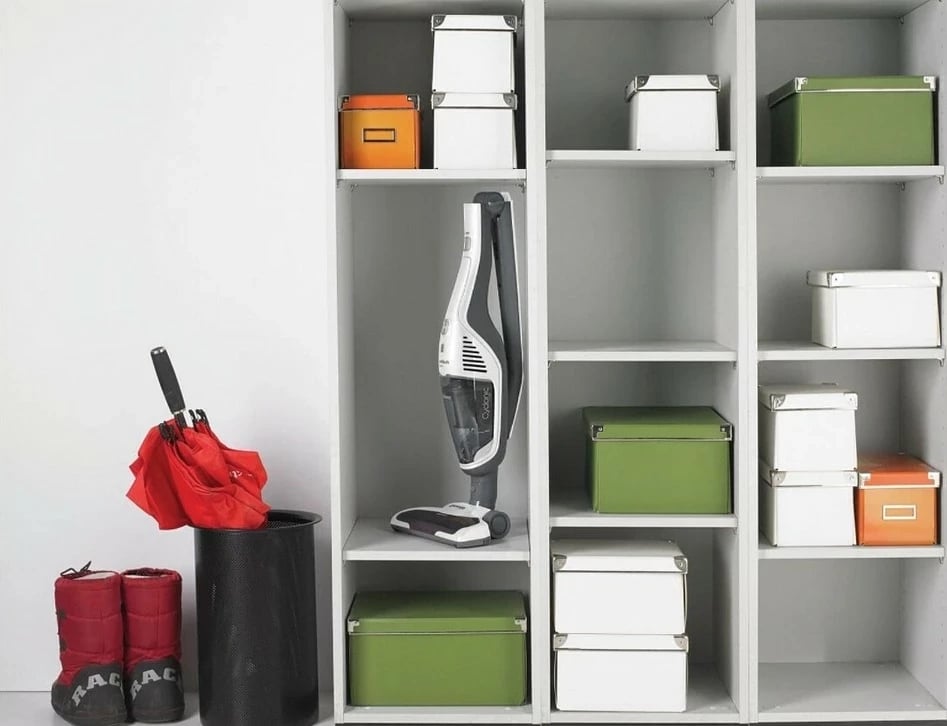 Fshesë me korrent Gorenje SVC180FW, vertikale, pa qese, pa kabllo, e bardhë Fshesë me korrent Gorenje SVC180FW, vertikale, pa qese, pa kabllo, e bardhë