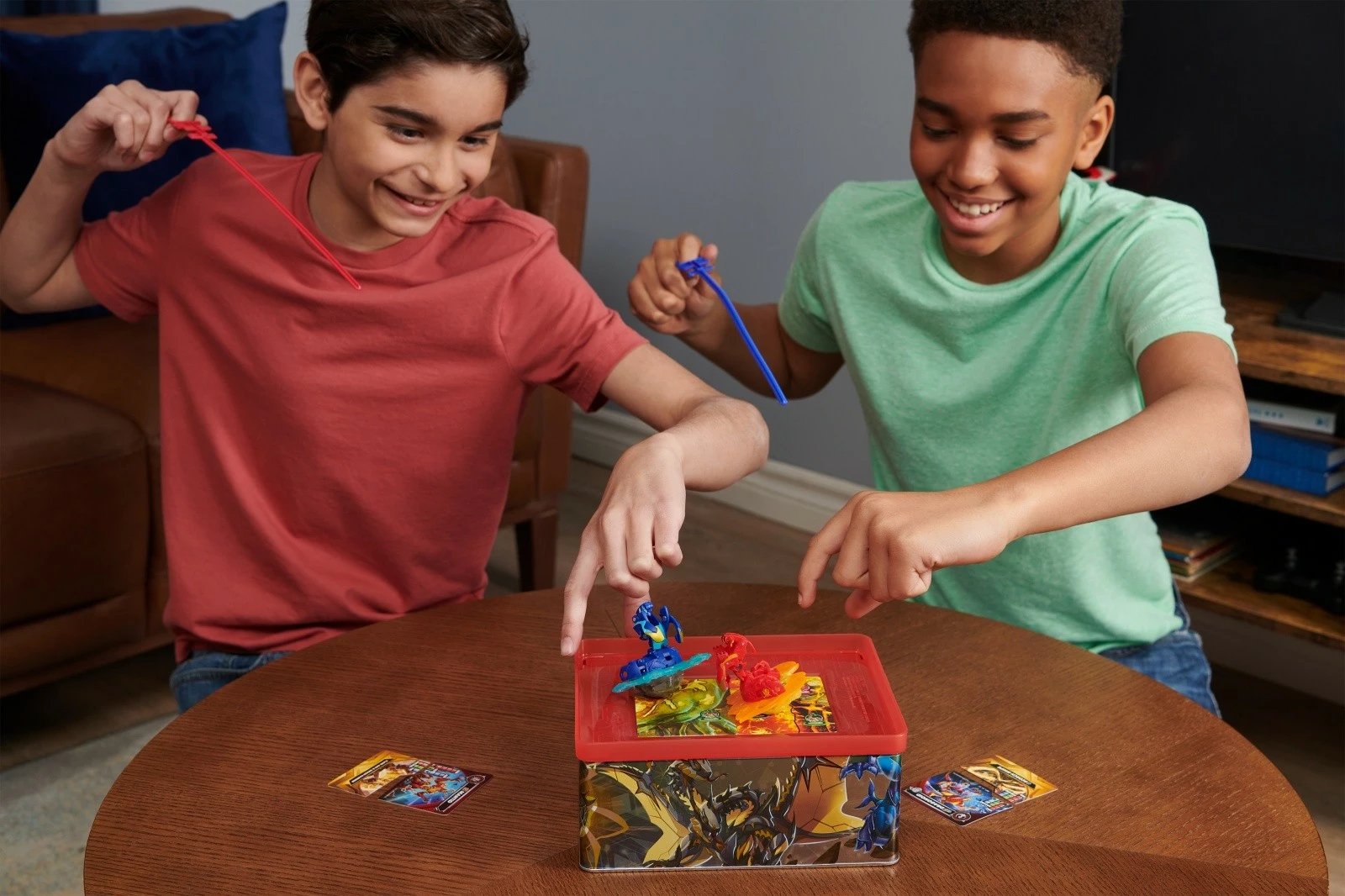 Set koleksionues Bakugan Spin Master 6067046 me kapsulë dhe figura, plastikë Set koleksionues Bakugan Spin Master 6067046 me kapsulë dhe figura, plastikë