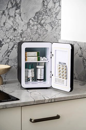 Mini frigorifer, Adler, AD 8084, 4 L, Peltier, AC 220-240V / DC 12V, i zi