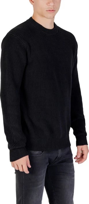 Xhemper Replay meshkuj i zi