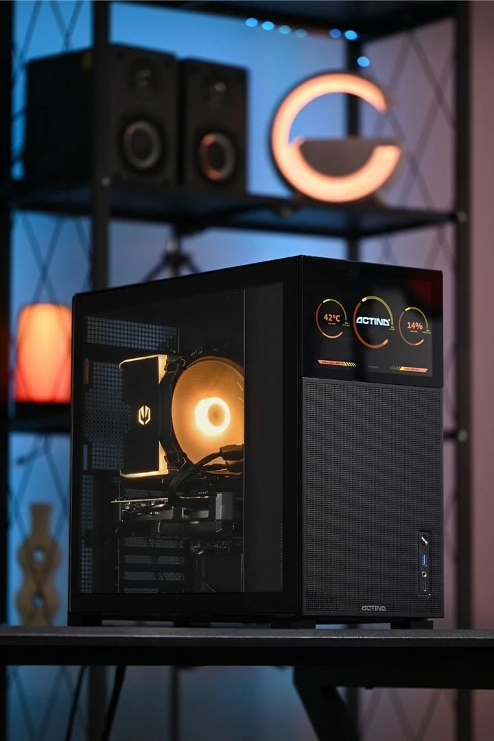 Kompjuter, AMD Ryzen 5, 32GB RAM, 1TB SSD, AMD Radeon RX 7700 XT