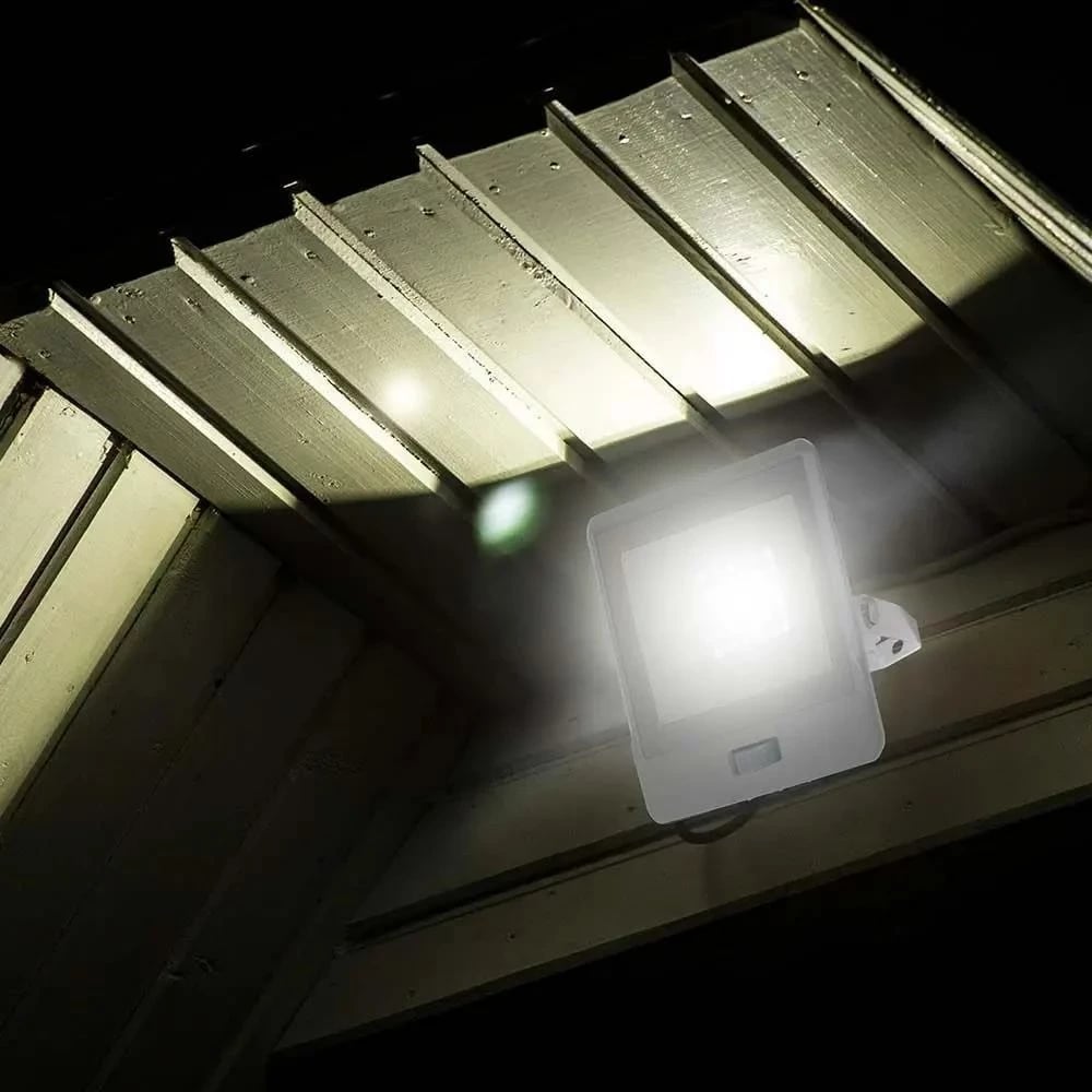 Projektor LED V-TAC VT-138S 30W, Chip Samsung, Sensor lëvizjeje, 6500K, Bardhë