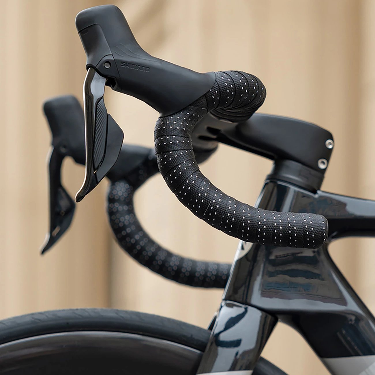 Shirit timoni për biçikletë Rockbros 71240004001, EVA, model 'Shark', i zi, set