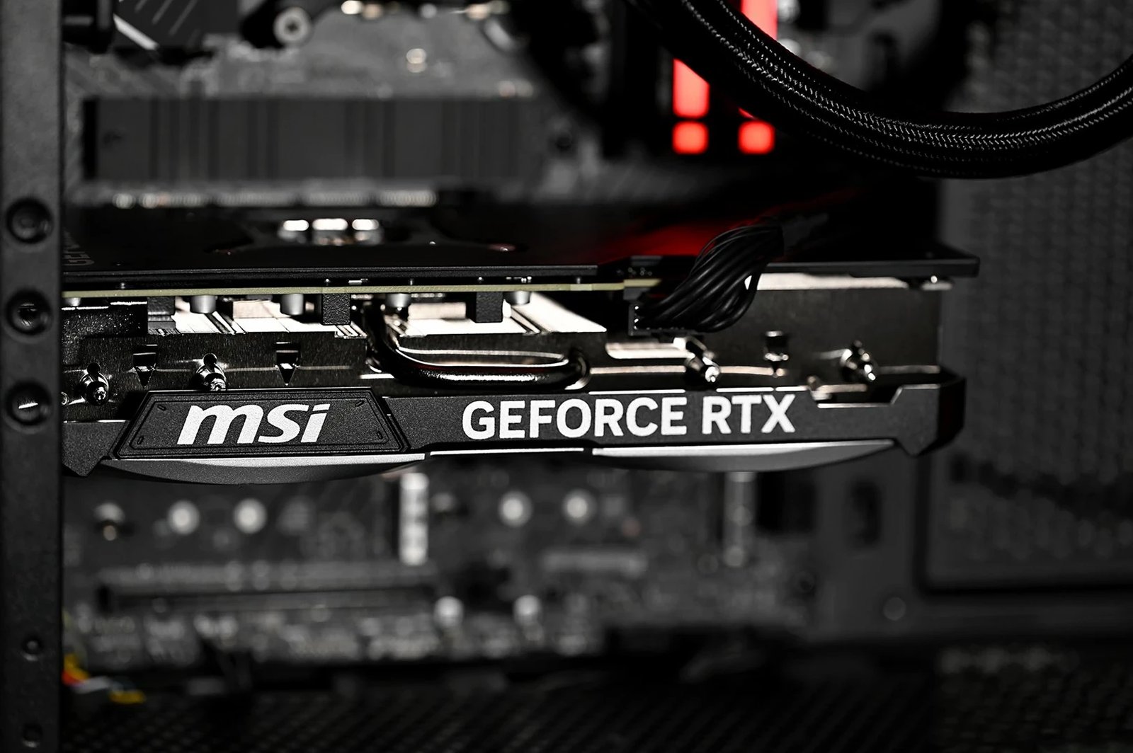Kompjuter Gaming, AMD Ryzen 7, 32GB RAM, 1TB SSD, AMD Radeon RX 7800 XT 