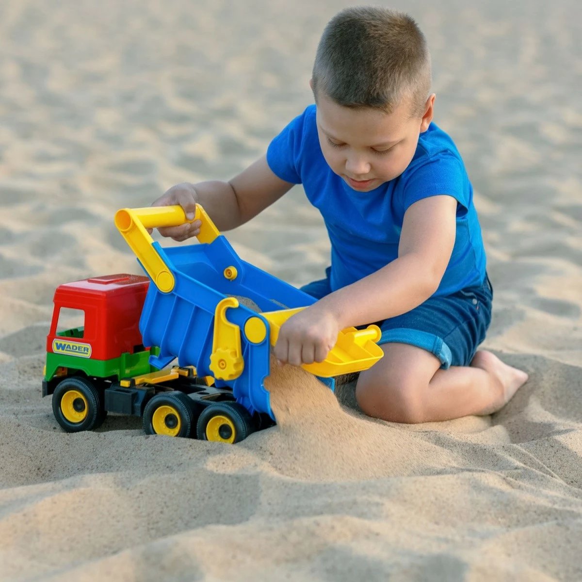 Kamion lodër Wader Middle Truck 38 cm, plastikë, ngjyra të përziera