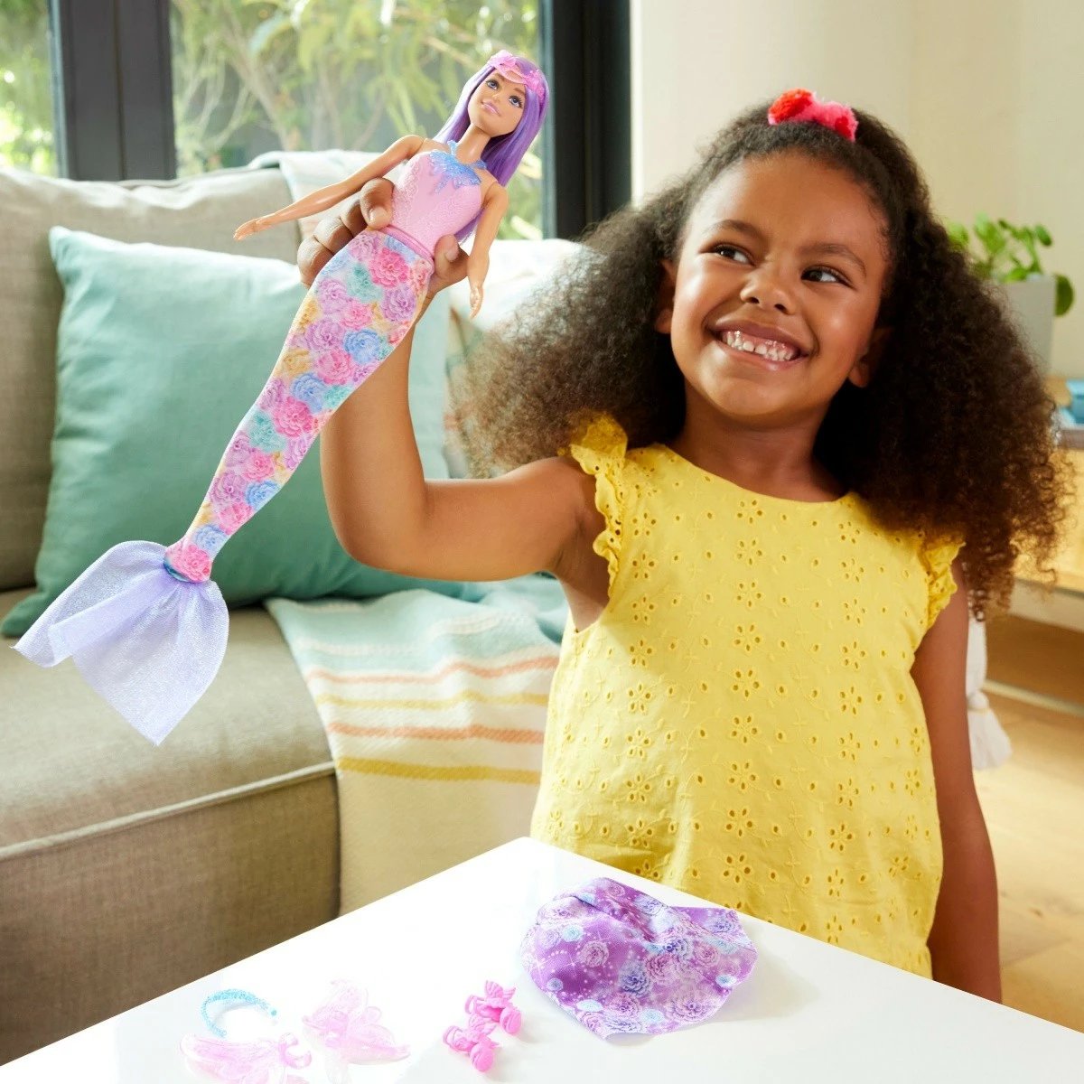 Kukull Barbie Mattel JCP74 me veshje zanash dhe sirene, set aksesorësh, për vajza