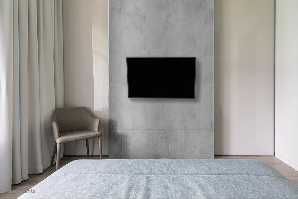 Mbajtës muri TV Neomounts WL40-540BL12, full motion, 32-55 inç, VESA 100x100/200x200, e zezë