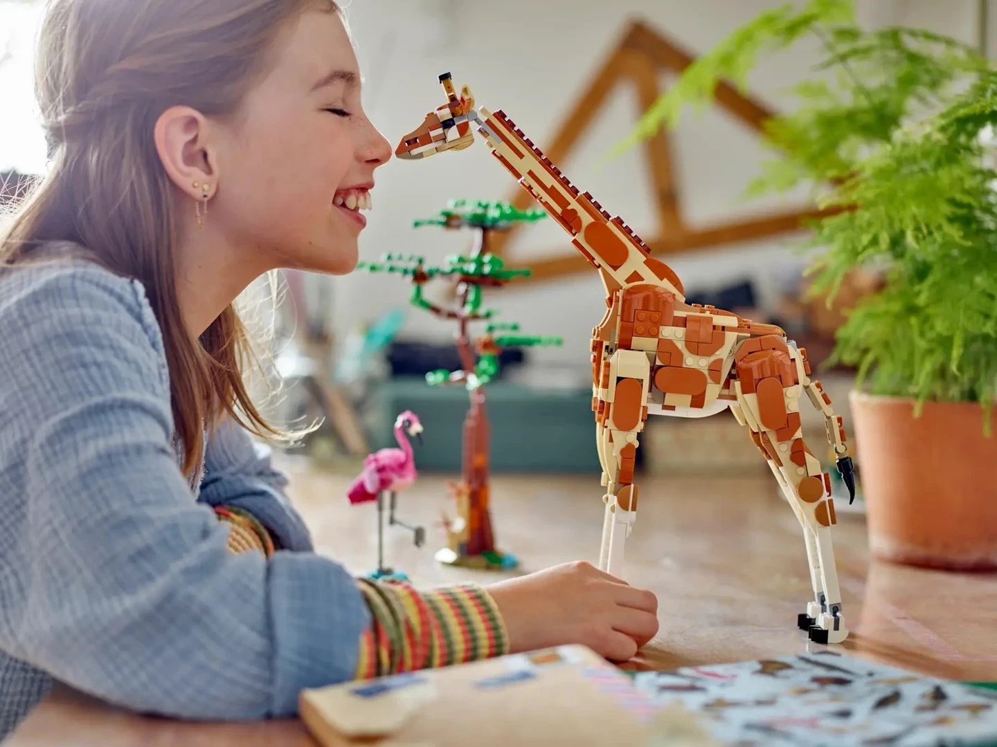 Set LEGO Creator 3 në 1 31150 Wild Safari Animals