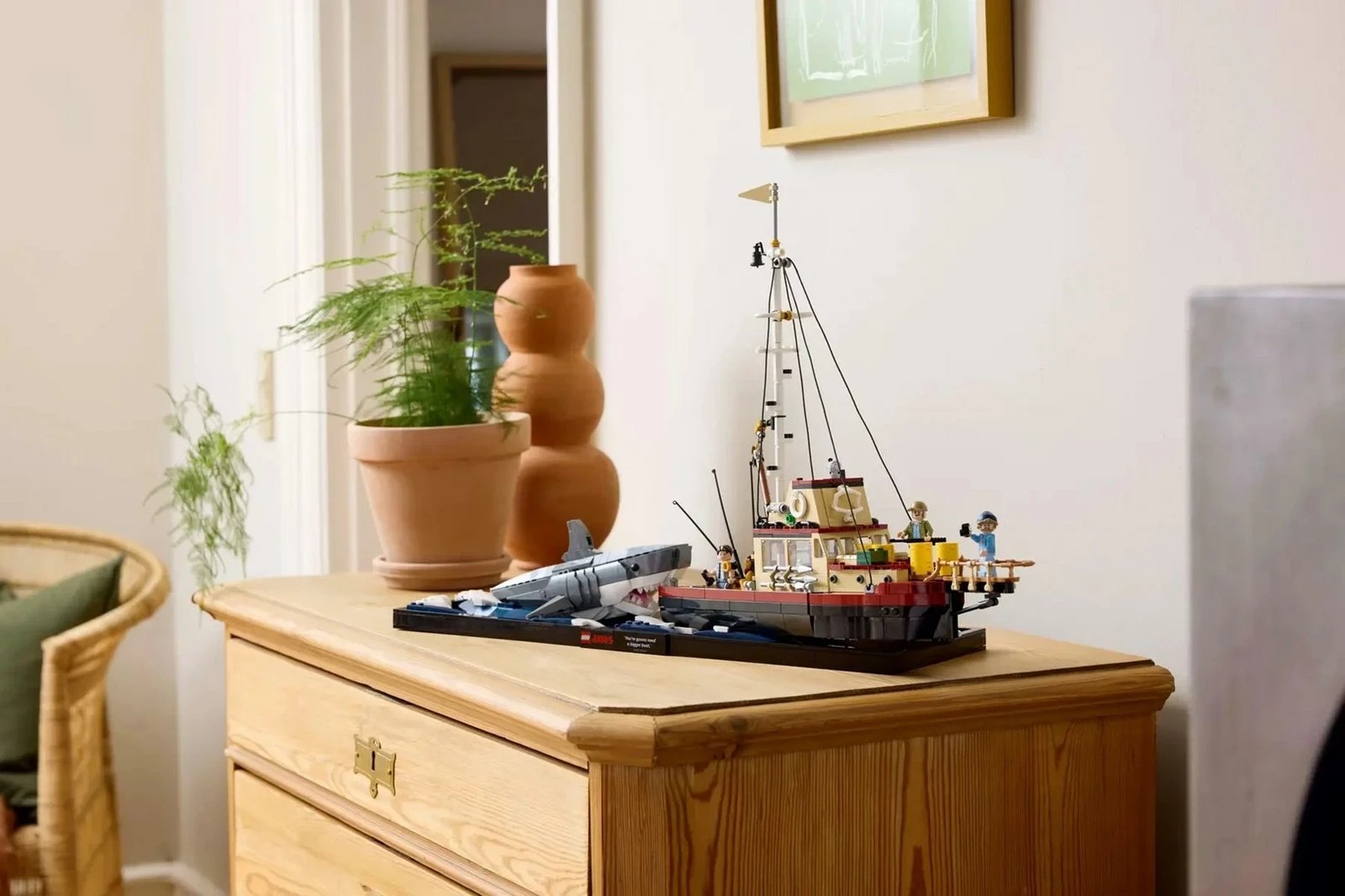 Set LEGO IDEAS 21350 Jaws, për të rritur
