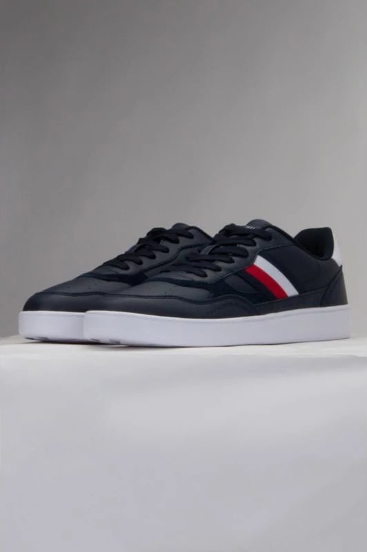 Këpucë Tommy Hilfiger për meshkuj, blu marine