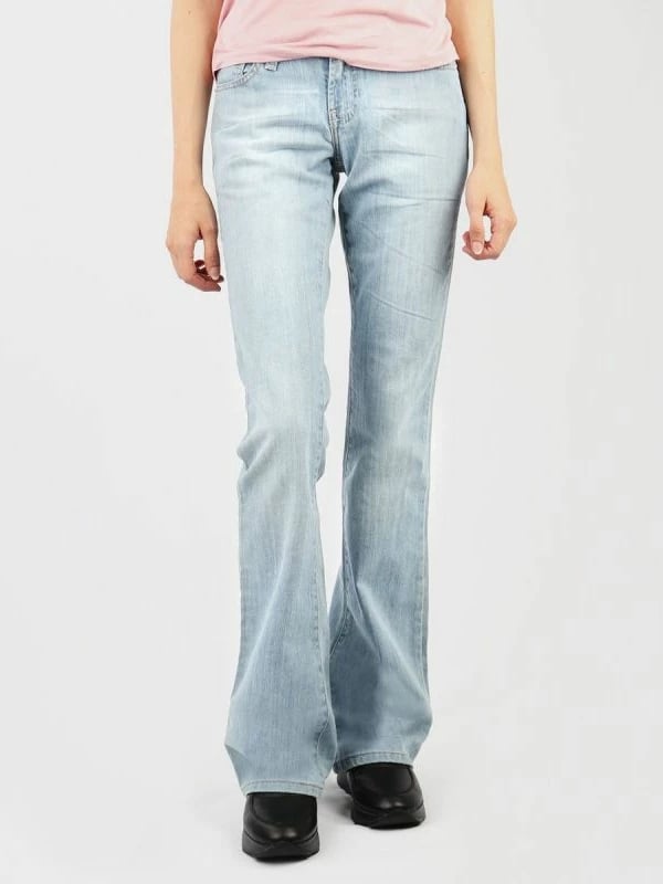 Pantallona Levi's Bootcut për femra, blu