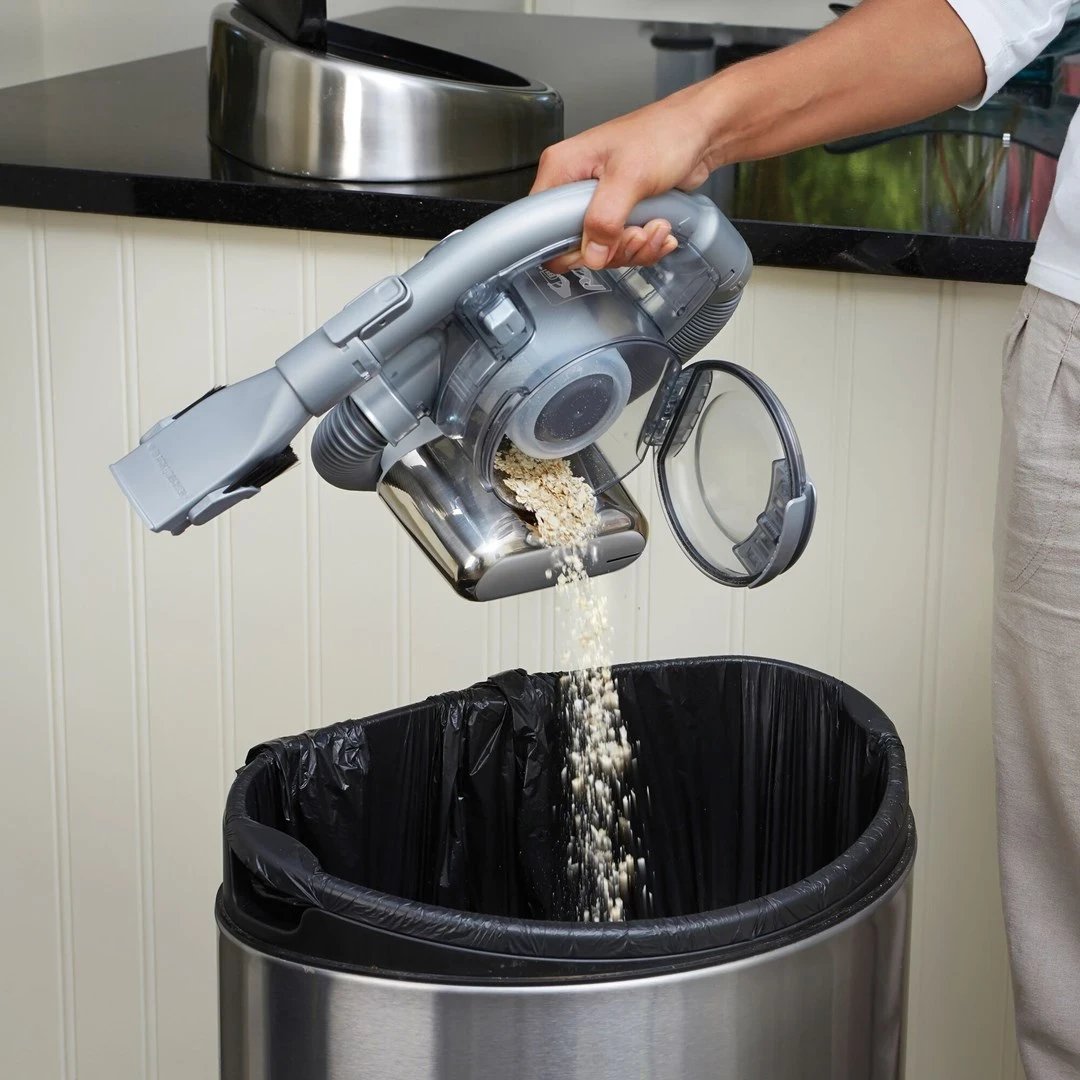Fshesë me korrent Black & Decker PD1820L, argjend Fshesë me korrent Black & Decker PD1820L, argjend