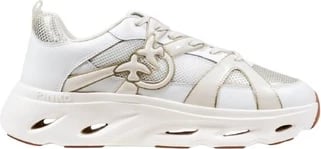 Atlete femra Pinko, të bardha