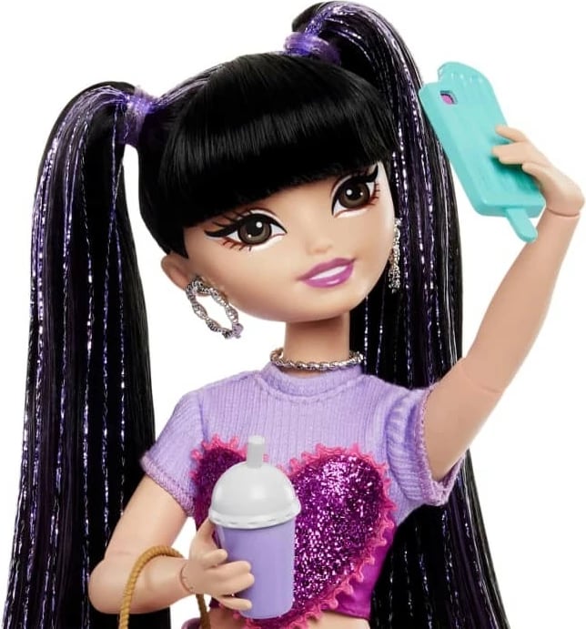 Kukull Barbie Dream Besties Renee me 8 aksesorë, Mattel