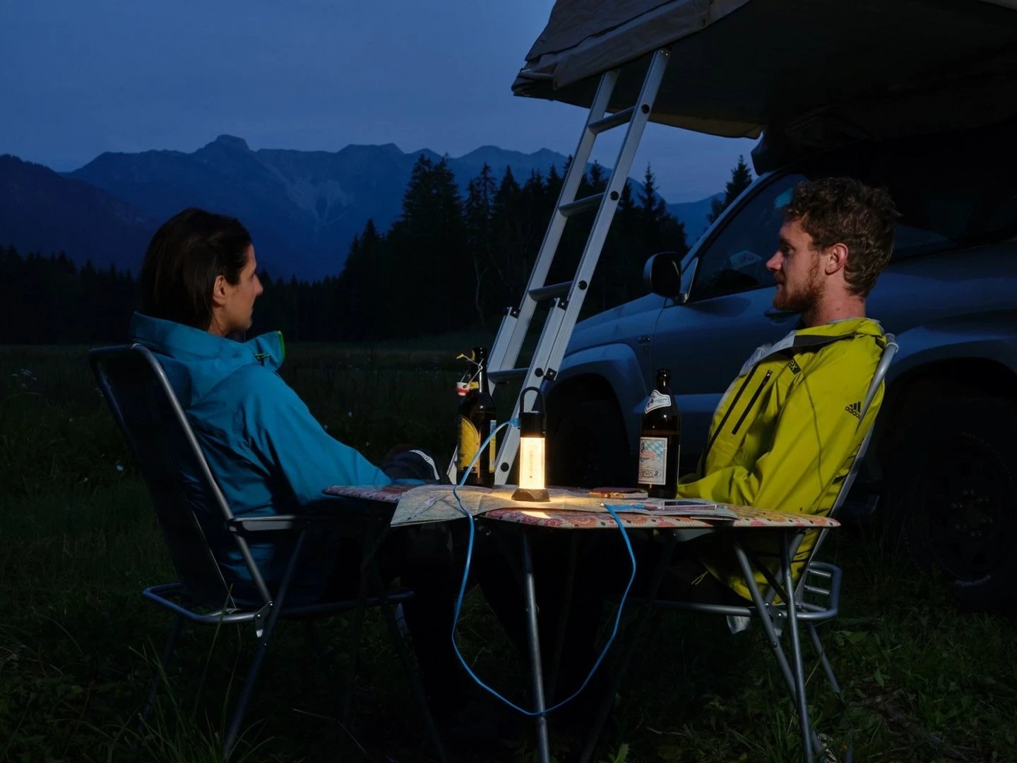 Llambë universale Ledlenser ML6 Warm Light, LED, e zezë/bardhë