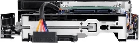 Paneli i bay për disk Thermaltake ST0026Z, 2.5/3.5", Bezel i zi dhe i kuq Paneli i bay për disk Thermaltake ST0026Z, 2.5/3.5", Bezel i zi dhe i kuq
