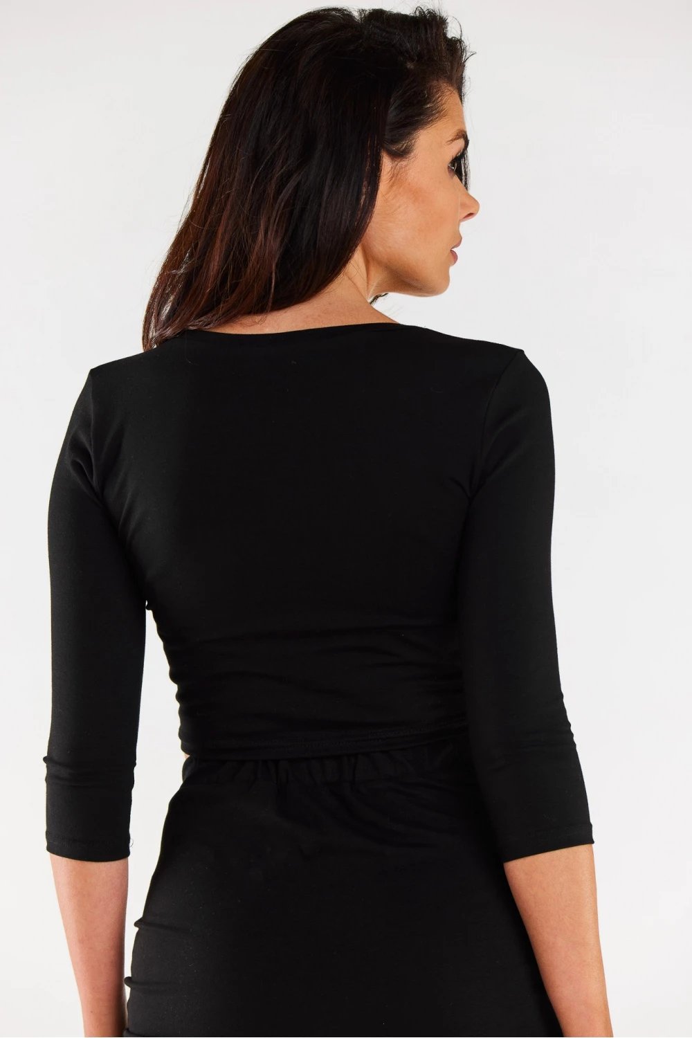 Bluzë crop top Infinite You, e zezë