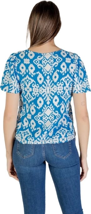 Bluzë Vero Moda femra, e kaltër e çelët