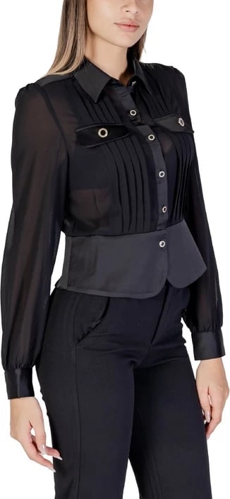 Maicë Morgan De Toi femra, e zezë