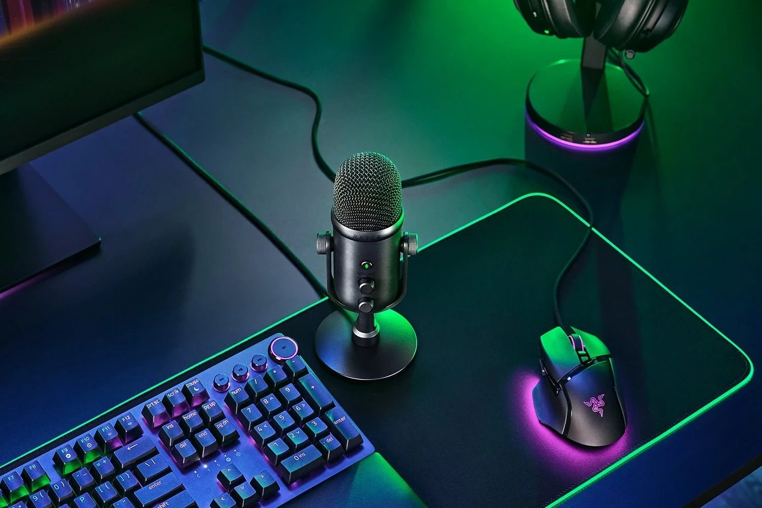 Mikrofon studio Razer SEIREN V2 PRO, i zi