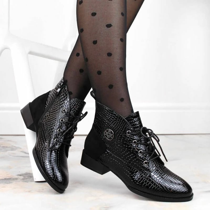 Çizme të shkurta për femra Filippo, të zeza